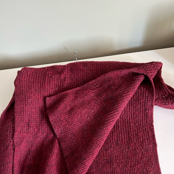 Roots sweater - cozy for fall - Picture 3 of 4